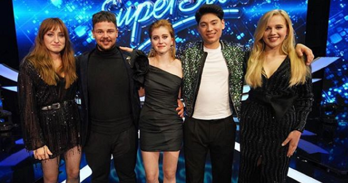 Ranni N'est Pas Dans Sa Tour Zítra ráno dorazí do studia RANNÍ SHOW finalisté SUPERSTAR a porotkyně