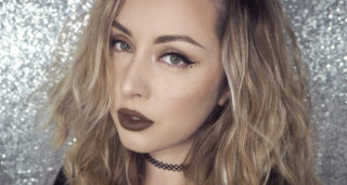 Líčení s&nbsp;Terry na&nbsp;Frekvenci 1: Krásné obočí krok za krokem