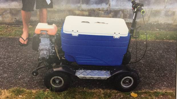Muž řídil motorizovanou ledničku. Přiznal, že alkohol před jízdou pil