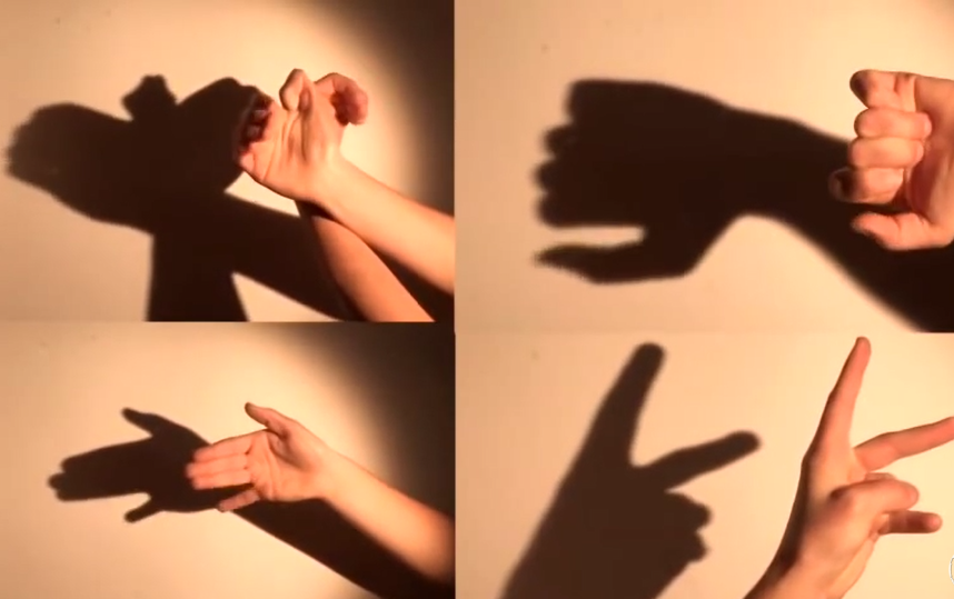 Jak zabavit děti? Zkuste stínohru! Díky tomuhle návodu to zvládnete levou zadní