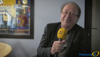 Mám čtyři dcery, ale chtěl bych jich mít sedm, řekl na&nbsp;Frekvenci 1 Petr Janda