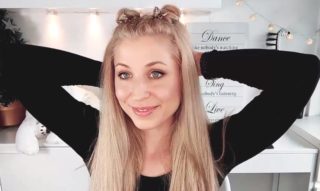 Hairstyle s&nbsp;Ellie: Cítíte se jako rebelka? Vyzkoušejte čertíkovský drdol!