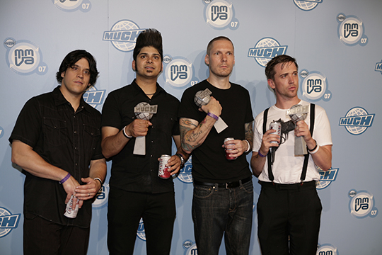 Billy Talent vyzývá Českou republiku: Jestli nás porazíte v hokeji, přijedeme zahrát zadarmo!