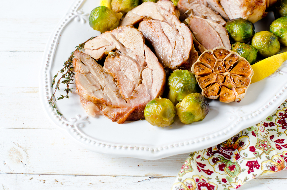 Babicovy recepty: Krůtí plátky na&nbsp;zázvoru s&nbsp;pomerančem a&nbsp;pečené ovoce s&nbsp;ořechy