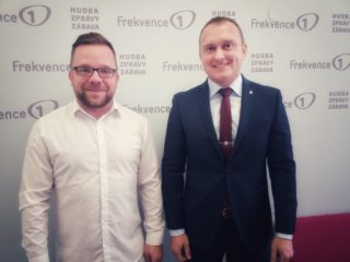 První dáma upeče na&nbsp;inauguraci koláčky, řekl v&nbsp;Pressklubu šéf hradního protokolu Kruliš