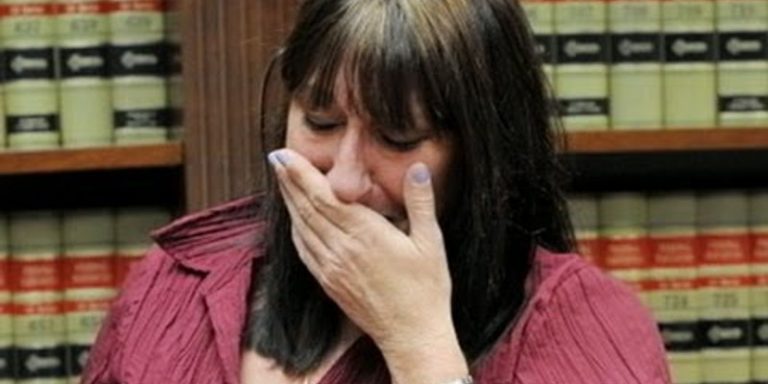 Žena darovala své šéfce ledvinu: Ta ji pak vyhodila, protože jí zotavení příliš trvalo