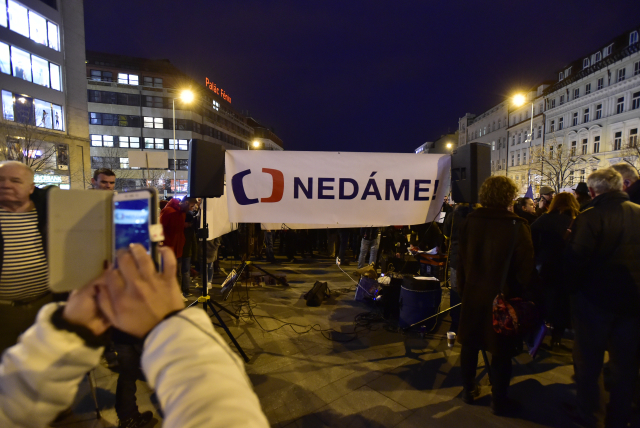 V centru Prahy se protestovalo proti Zemanovým výrokům proti médiím