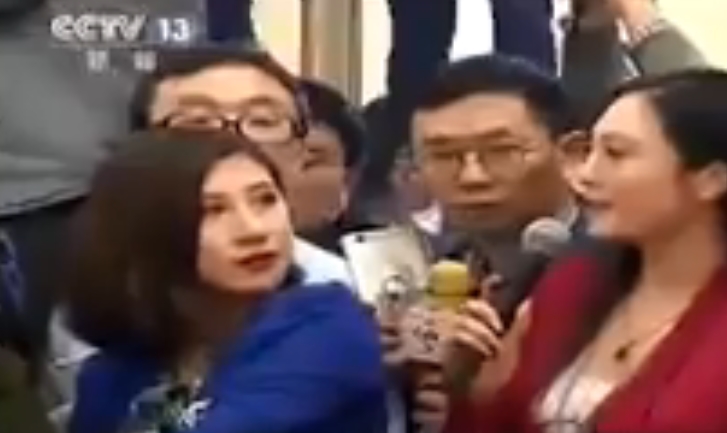 Reportérka obrátila oči v&nbsp;sloup. Televize ji zcenzurovala