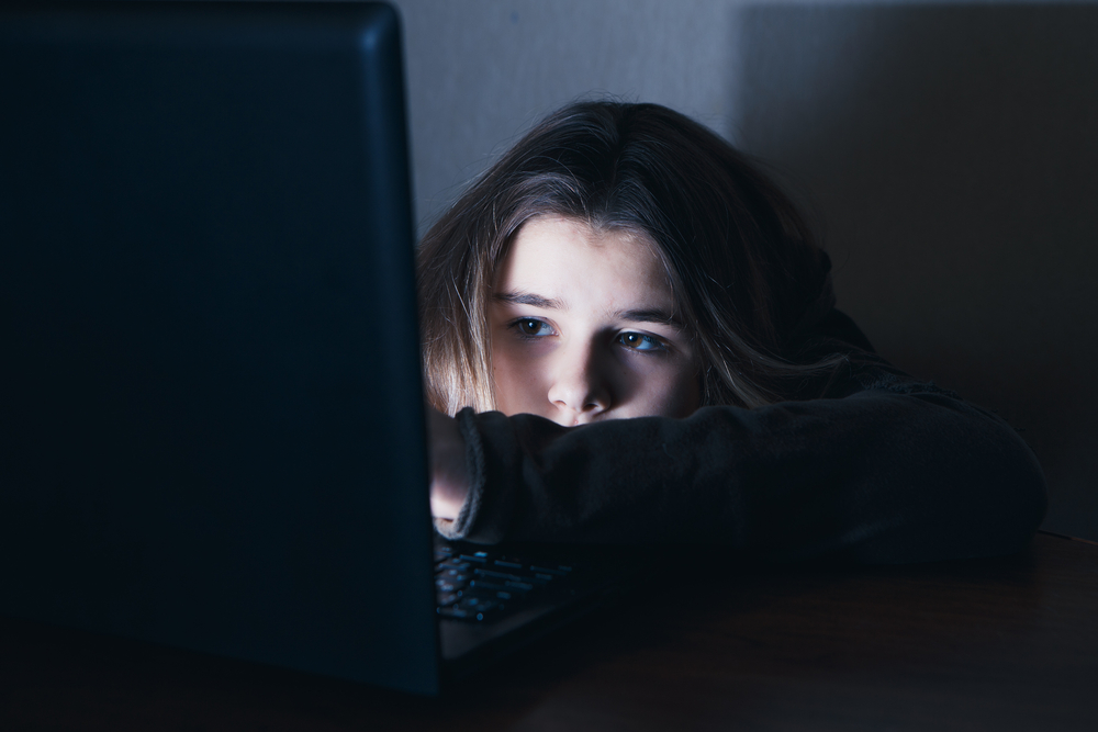 Sociální sítě používají i děti pod 13 let. Jsou snadným terčem kyberšikany