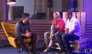 Občas se ztrácím v&nbsp;písni Ztrácíš, řekl v&nbsp;pořadu Host Frekvence 1 Marek Ztracený