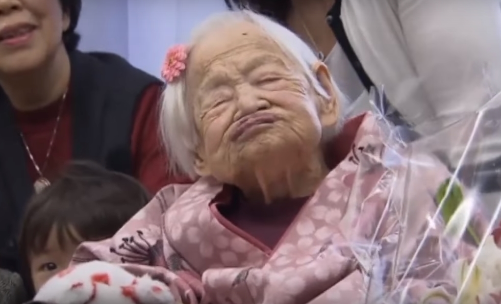 V Japonsku zemřela nejstarší žena na&nbsp;světě. Bylo jí 117 let