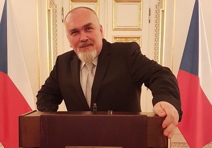 Publicista půjde za incident s bezdomovci na sjezdu ČSSD před soud