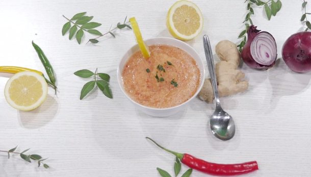 Chuťovky Frekvence 1: Vyzkoušejte snadnou raw mangovou polévku s&nbsp;chilli