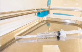 Za pokus o&nbsp;vraždu pacientky má jít žena na&nbsp;čtyři roky do vězení