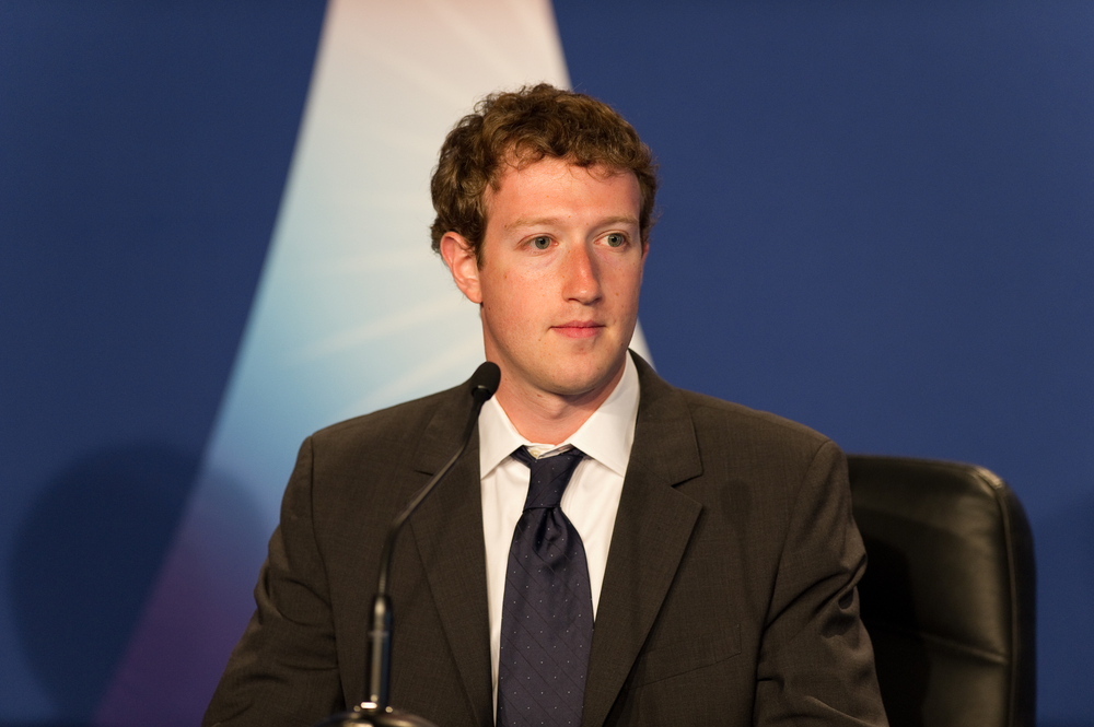Zuckerberg se před senátory omluvil za zneužití dat uživatelů facebooku