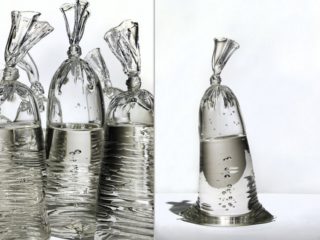 GALERIE: Obyčejný sáček s&nbsp;vodou. Nebo ne? To se jen tak nevidí