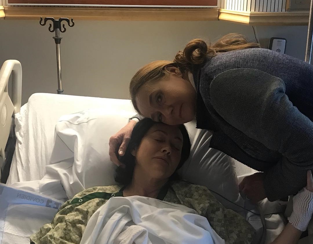 FOTO: Brenda z Beverly Hills opět bojuje s rakovinou. Poslala dojemný vzkaz!
