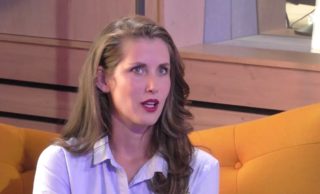 V seriálu Kadeřnictví zazní historky z&nbsp;domova. I&nbsp;to, že vypadám jako avokádo, řekla v&nbsp;pořadu Host Frekvence 1 Jana Bernášková