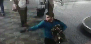 Střelec z&nbsp;floridského letiště se přiznal, vyhne se trestu smrti