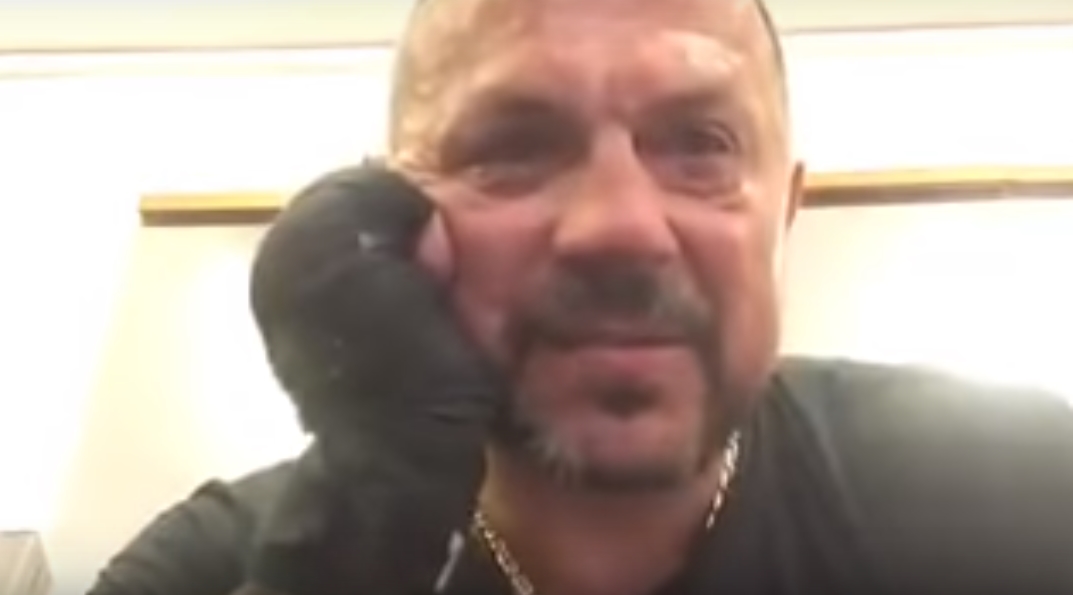 VIDEO: Jsem vlastenec! Foldyna se za incident s&nbsp;odpůrci omlouvat nebude
