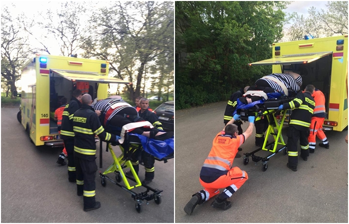 FOTO: Záchranka převážela ženu vážící 250 kilogramů! Pomáhali i hasiči