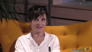 S Karlem se mi hraje dobře, jsme na&nbsp;sebe hodně zvyklí, řekla v&nbsp;pořadu Host Frekvence 1 Jana Krausová