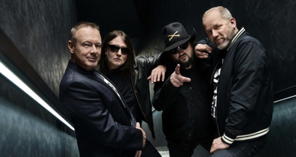 Kapela Lucie: Hráli jsme pořád. 23.&nbsp;prosince jsme se pak potkávali, jak nakupujeme dárky