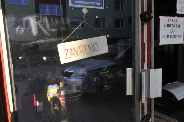 Zmatky se státními svátky: Mají někde v&nbsp;úterý otevřeno?