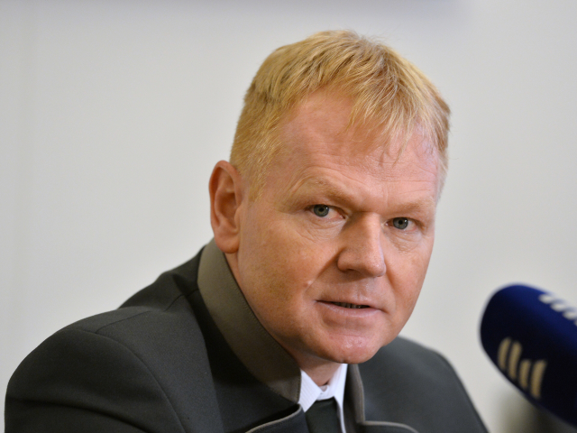 Ředitele Lesů ČR odvolal ministr zemědělství kvůli kůrovci