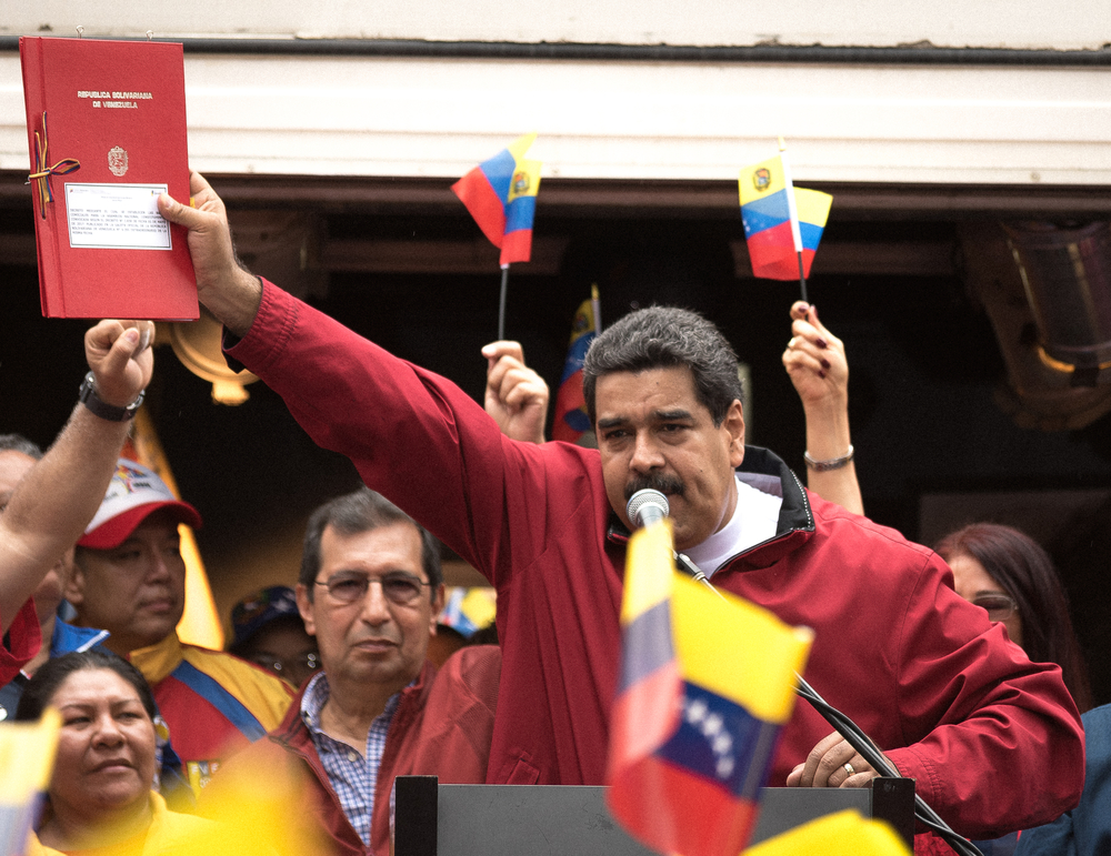 Volby ve Venezuele odmítlo 14 zemí regionu, Putin gratuloval