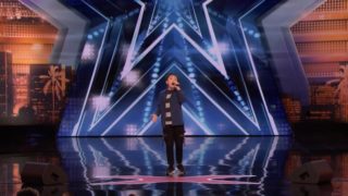 VIDEO: Hlas anděla! Chlapec (13) předvedl na&nbsp;pódiu neuvěřitelný výkon