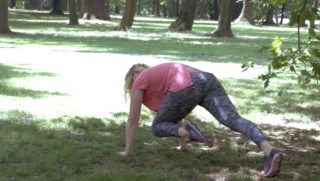 Supr tělo za minutu: Posilte a&nbsp;zpevněte mezilopatkové svaly