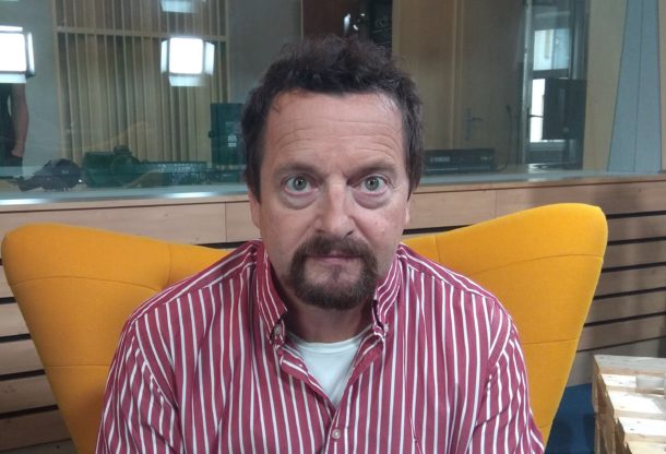 Zdravotní handicapy mě trápí pořád, řekl v&nbsp;pořadu Host Frekvence 1 Michal Viewegh