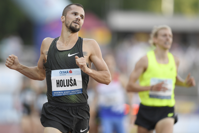 Jakub Holuša v Paříži vylepšil český rekord na 1500 m. Běžel pod 3:33