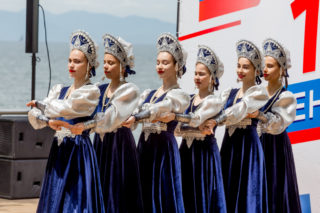 Nesouložte s&nbsp;cizinci jiných ras, varuje politička všechny Rusky