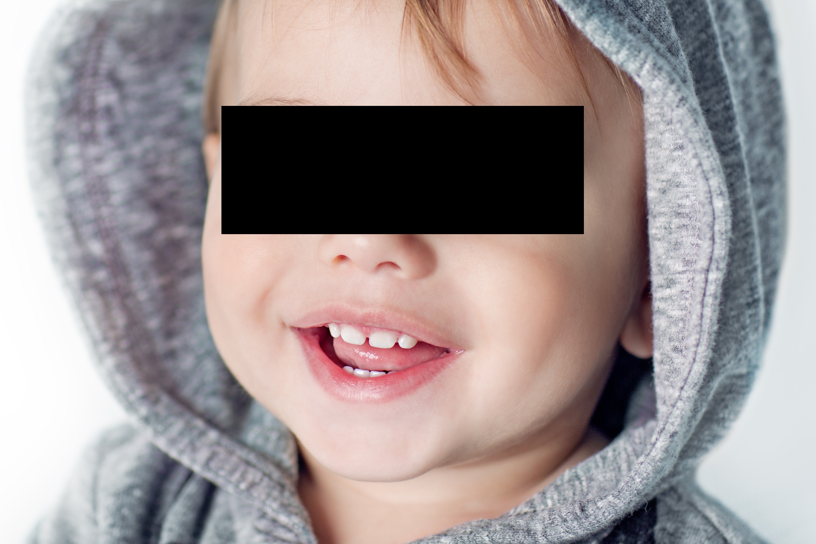 Soud projednal úmrtí holčičky (†2) po&nbsp;pádu z&nbsp;vlaku, průvodčí a&nbsp;vlakvedoucí dostaly podmínku