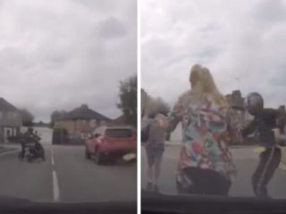 VIDEO: Řidič skútru trapně nafingoval srážku s&nbsp;autem. Netušil však, že je na&nbsp;kameře