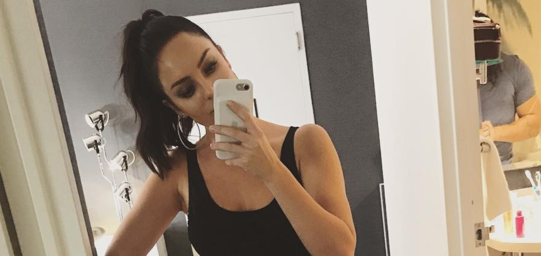 Dívka pověsila na internet nevinnou selfie. Omylem strhla lavinu