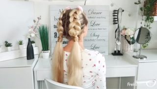 Hairstyle s&nbsp;Ellie: Rychlé a&nbsp;jednoduché tipy na&nbsp;účesy do školy