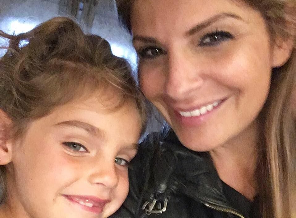 Místo dovolené pobyt v&nbsp;cele. Matka s&nbsp;dcerou zažily po&nbsp;příletu do Dubaje horor