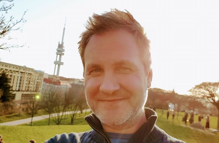 Zemřel DJ Loutka (†51): Spáchal sebevraždu