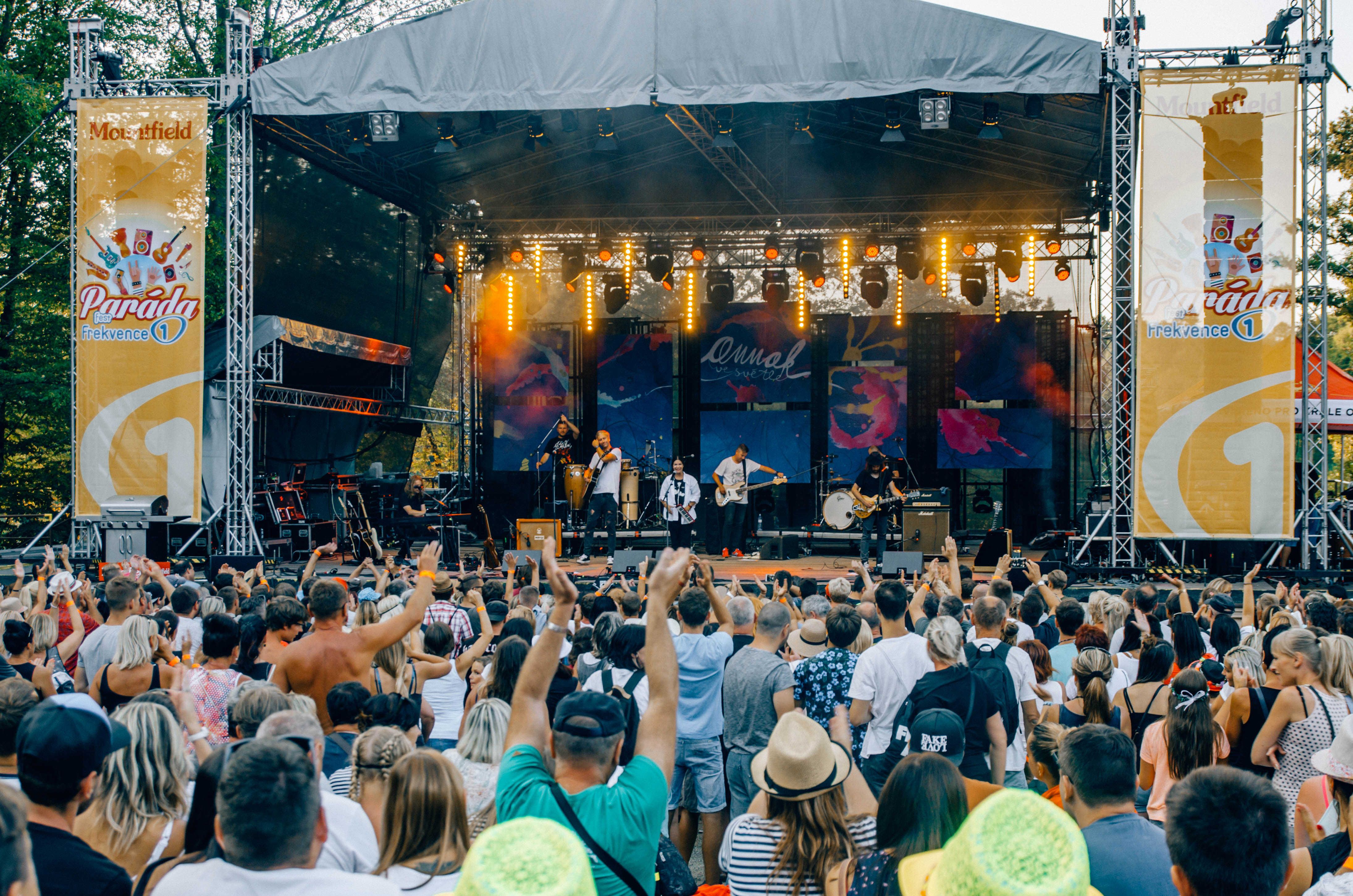VIDEO: Paráda fest Frekvence 1 je za námi! Mrkněte, jak to vypadalo