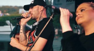 VIDEO: To tu ještě nebylo! Sámer Issa nazpíval píseň se Charlotte Štikovou