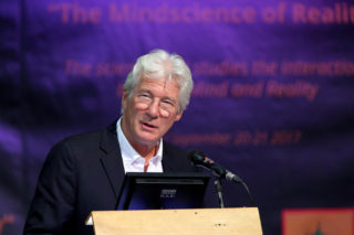 Richard Gere se opět stane otcem! Je mu 68 let