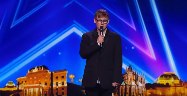 VIDEO: Tohle v&nbsp;Talentu ještě neviděli! Mladík zazpíval své přítelkyni, ta se s&nbsp;ním pak rozešla