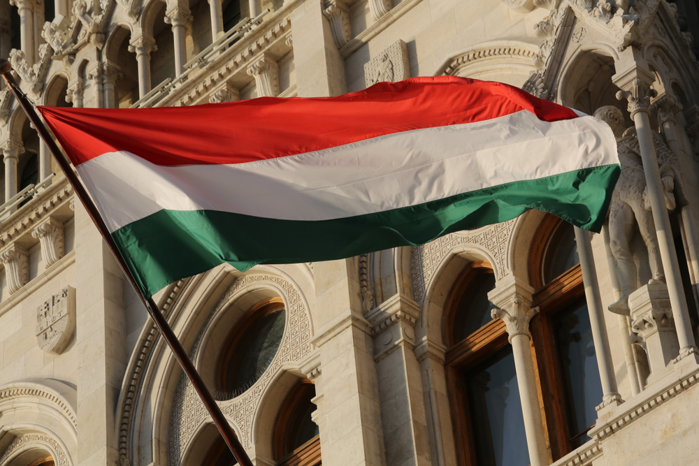 EP v&nbsp;bezprecedentním hlasování doporučil řízení proti Maďarsku