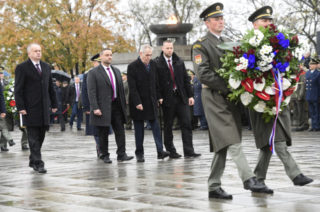 Prezidenti ČR a&nbsp;SR si na&nbsp;Vítkově připomněli 100.&nbsp;výročí republiky