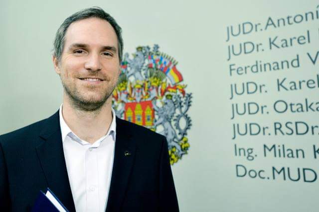 Primátor Hřib chce odvolání šéfa Pražské plynárenské Janečka