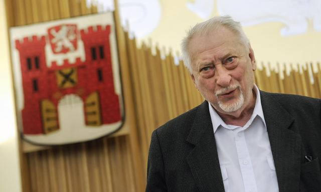 Zemřel novinář a chartista Jan Petránek, bylo mu 86 let
