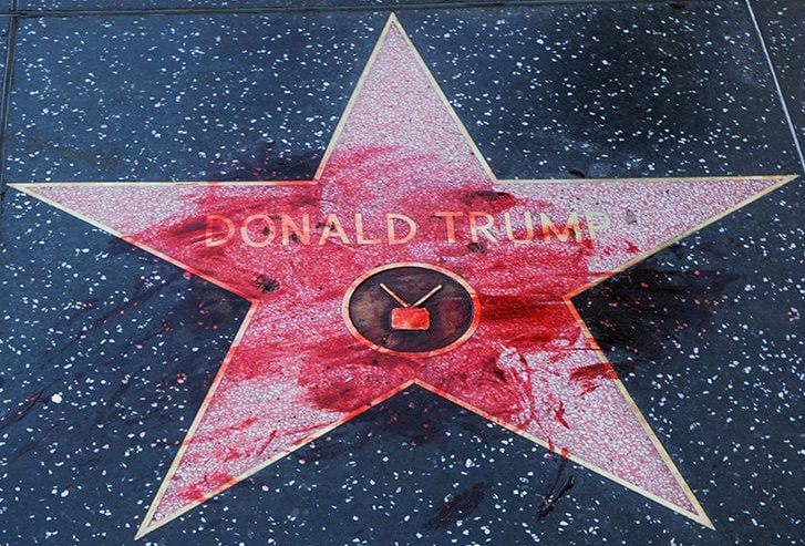Neznámý vandal znovu poškodil Trumpovu hvězdu v&nbsp;Hollywoodu